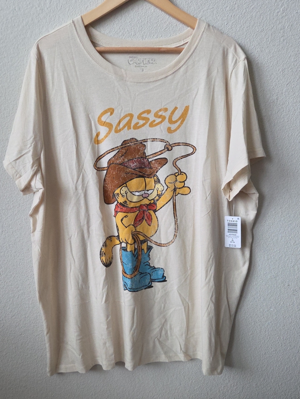 torrid Cream Sassy Garfield Cowboy Graphic Tee Plus Size 3 3X 22-24 NWT